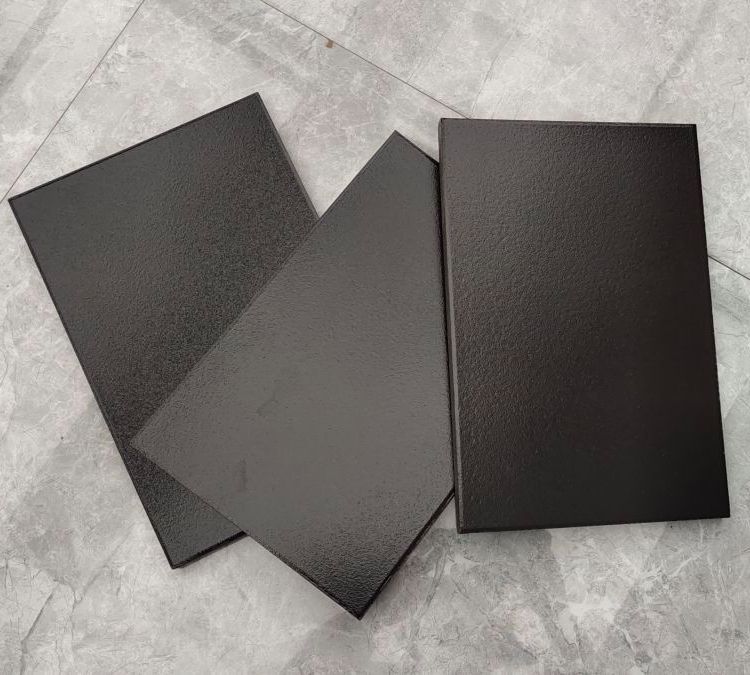 陶瓷壓延微晶板：兼具耐磨耐腐與環(huán)保屬性